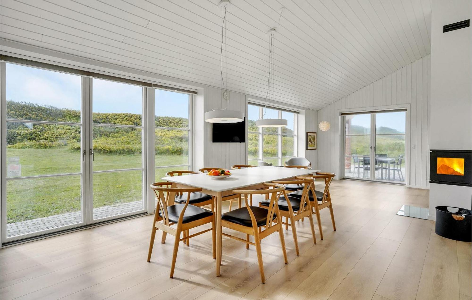 Amazing Home In Blavand With Wifi Luaran gambar