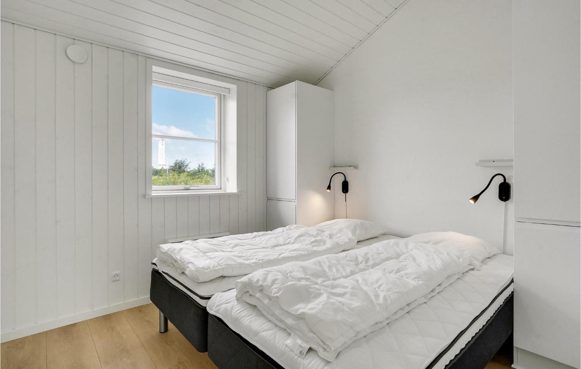 Amazing Home In Blavand With Wifi Luaran gambar