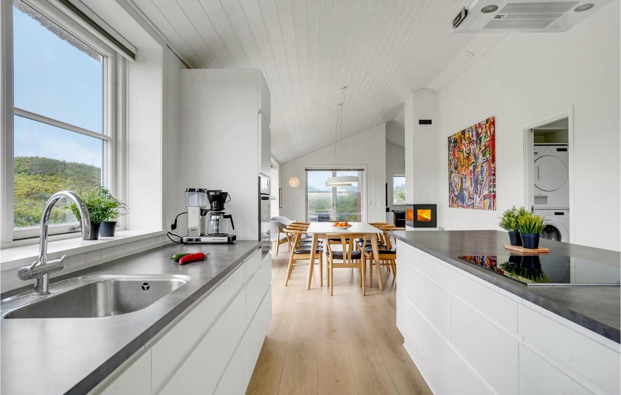 Amazing Home In Blavand With Wifi Luaran gambar