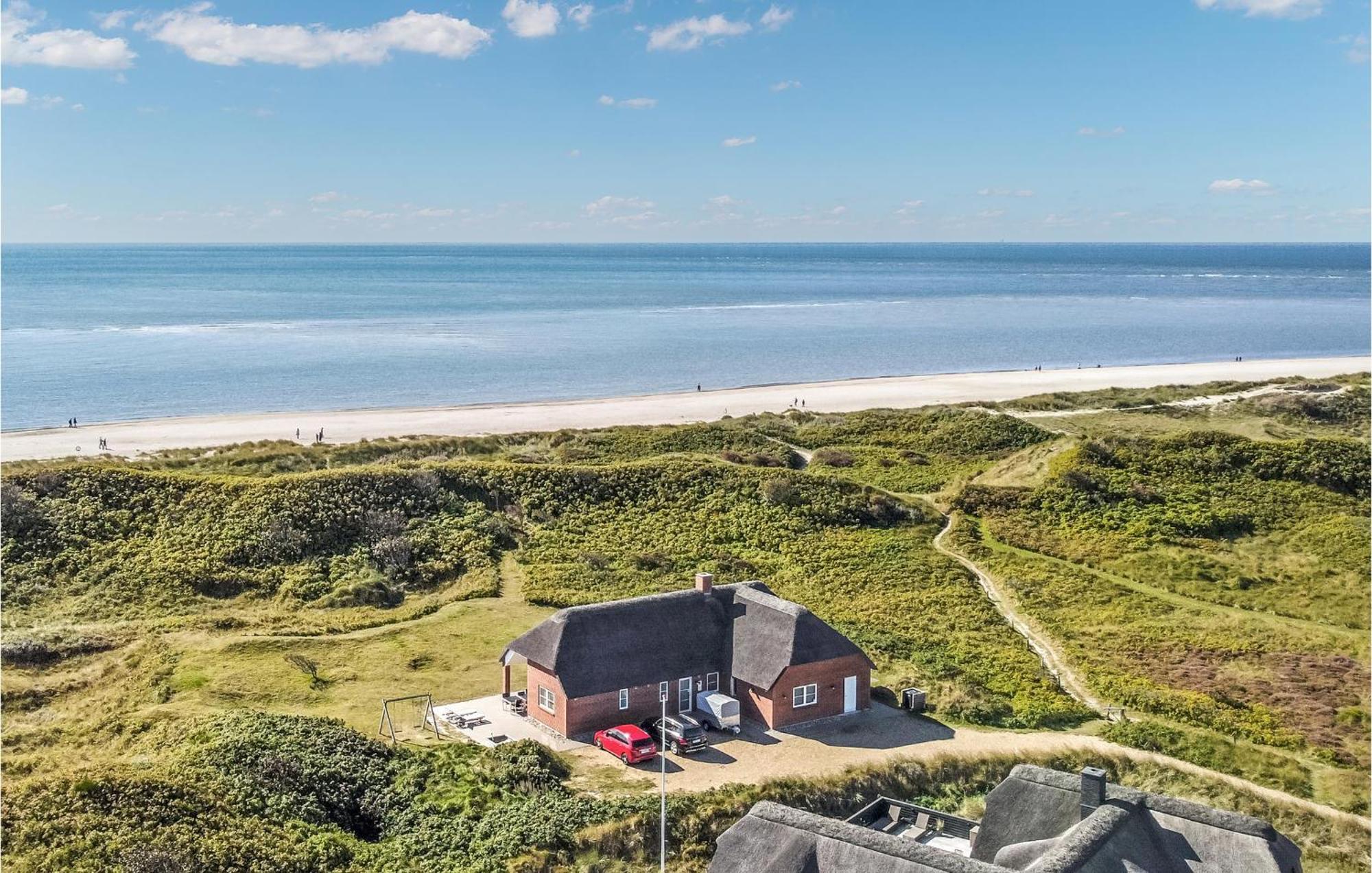 Amazing Home In Blavand With Wifi Luaran gambar